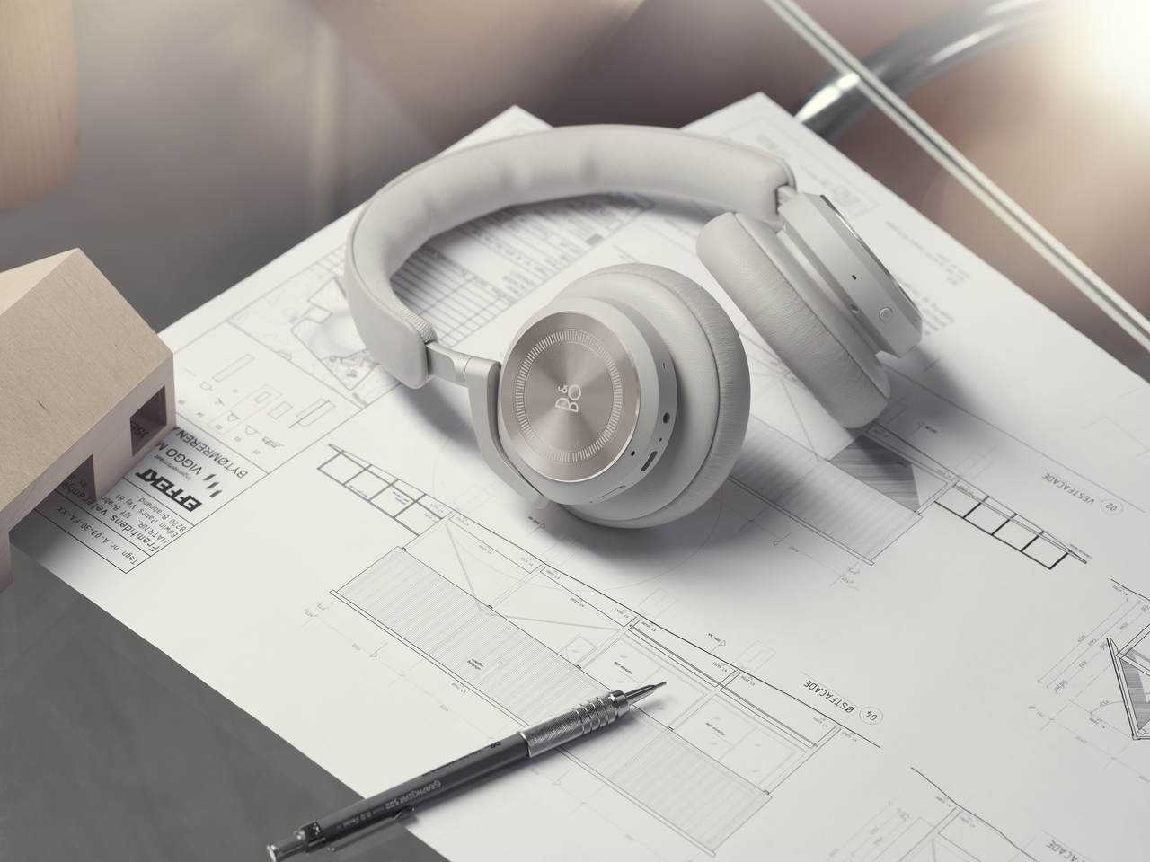Беспроводные наушники Bang & Olufsen BeoPlay HX Sand – цена, описание и отзывы — фото