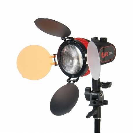 Осветитель Осветитель Falcon Eyes SpotLight 40LED BW светодиодный – цена, описание и отзывы — фото