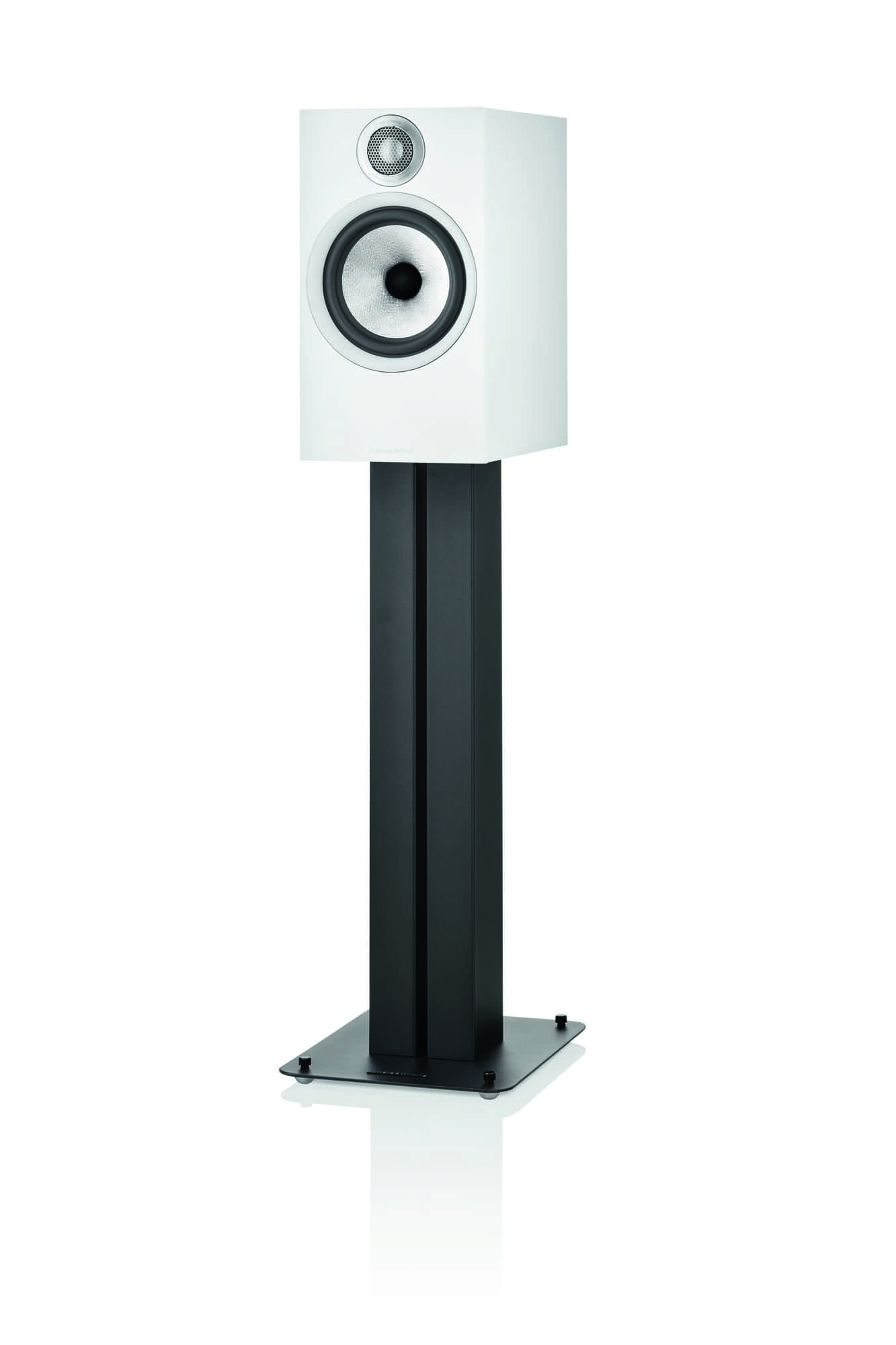 Полочная акустика Bowers & Wilkins 607 S2 Anniversary Edition White – цена, описание и отзывы — фото