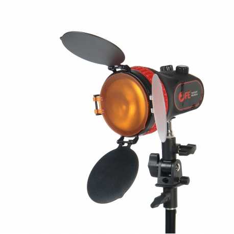 Осветитель Осветитель Falcon Eyes SpotLight 40LED BW светодиодный – цена, описание и отзывы — фото
