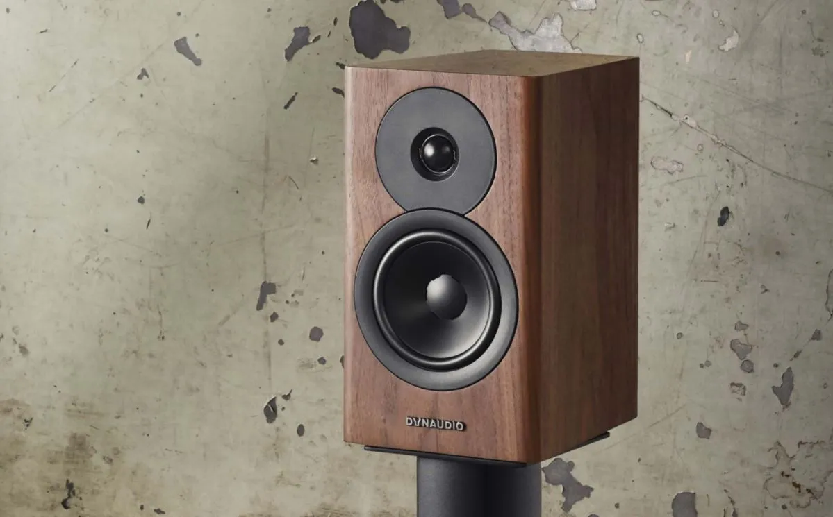 Полочная акустика Dynaudio Evoke 10 Walnut wood – цена, описание и отзывы — фото