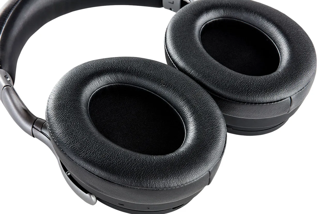 Беспроводные наушники Denon AH-GC25W Black – цена, описание и отзывы — фото